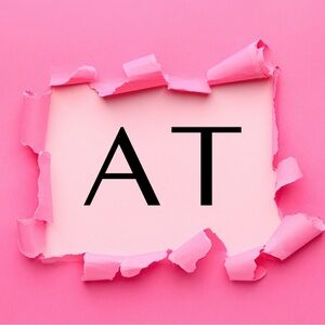 Meet your Posher, Adrianna